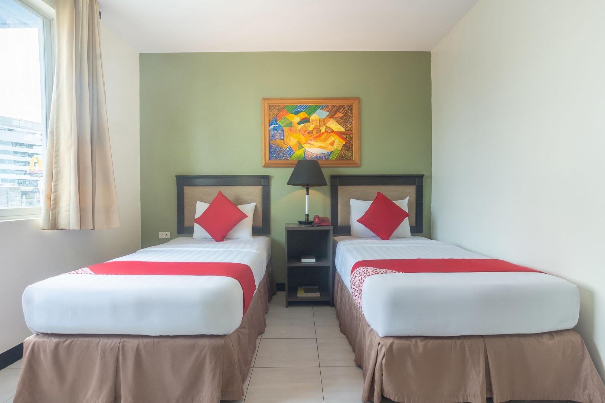 Oyo 187 The Maxwell Hotel Cebu Exterior foto