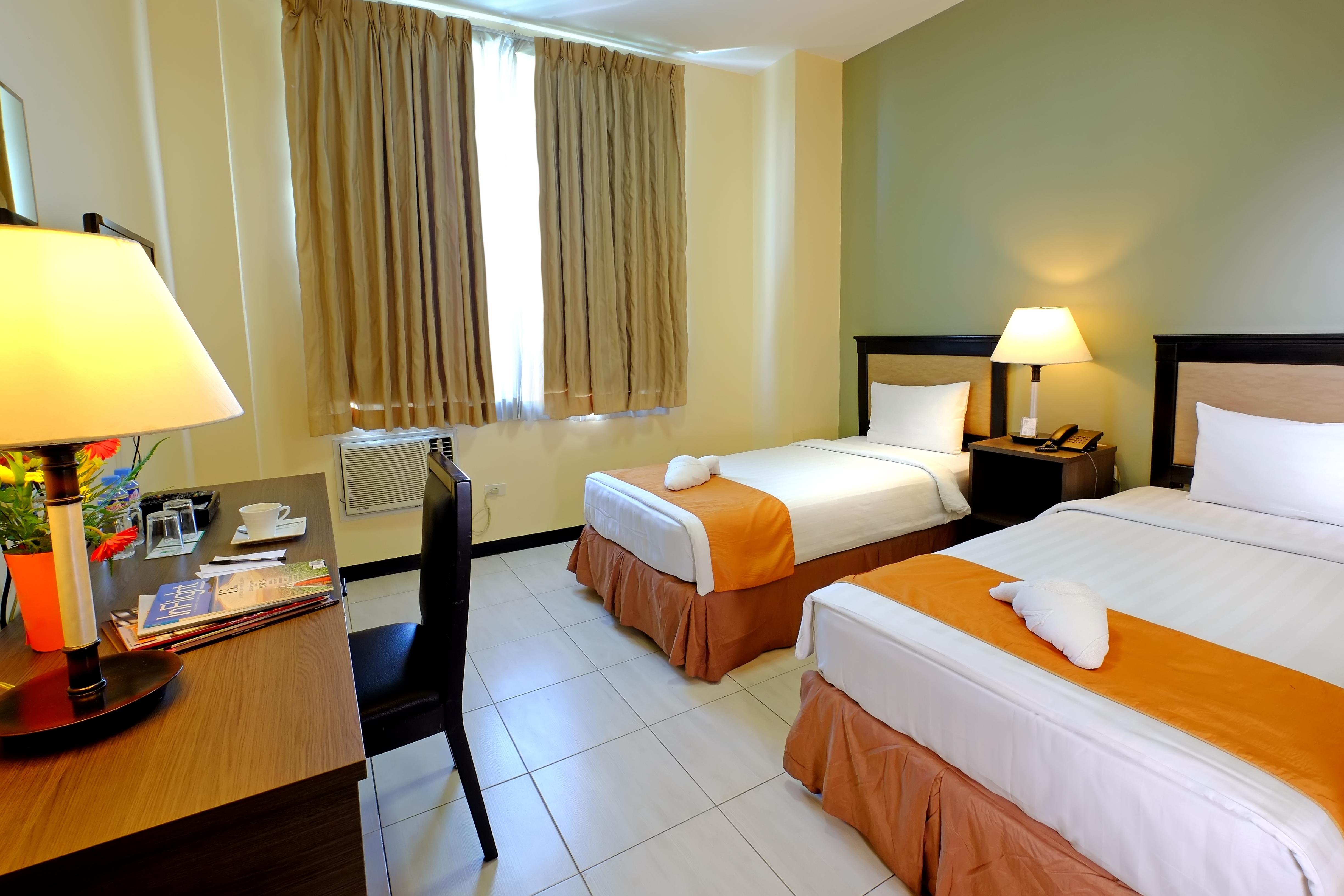 Oyo 187 The Maxwell Hotel Cebu Exterior foto